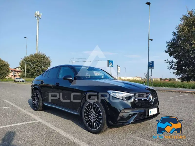 2025 Mercedes Benz GLC 300