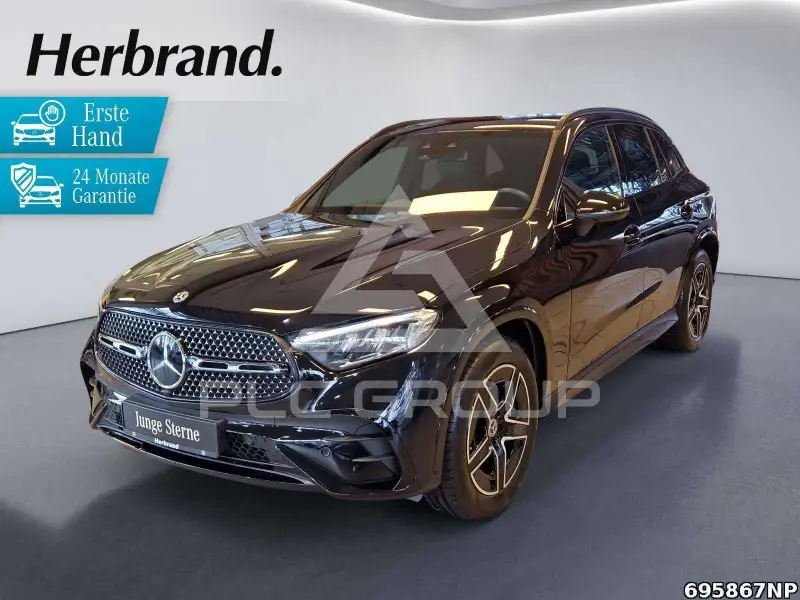 2025 Mercedes Benz GLC 300