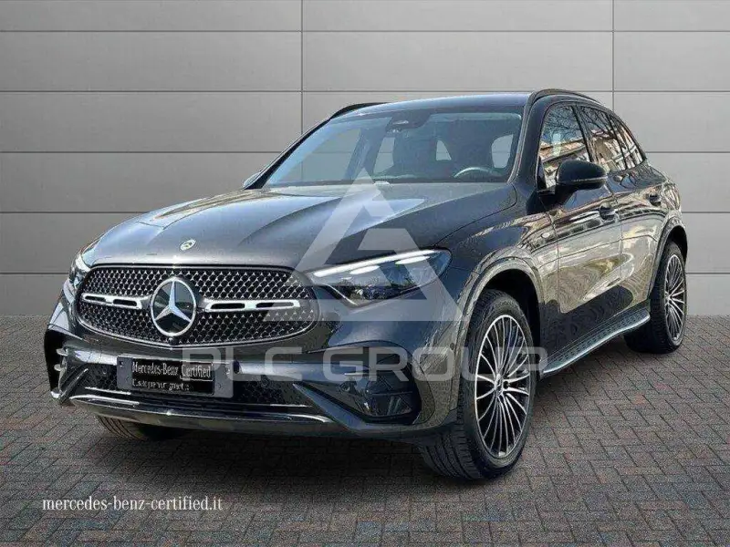 2025 Mercedes Benz GLC 300