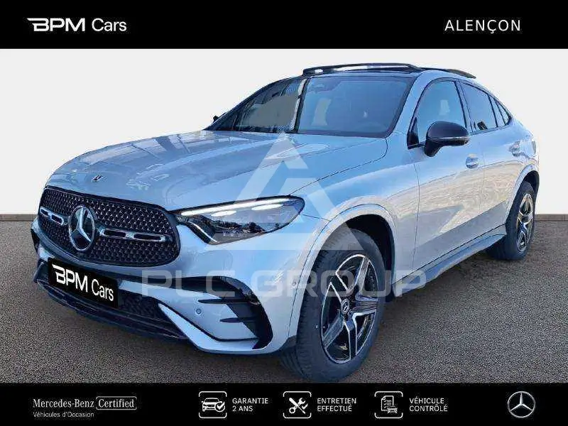 2025 Mercedes Benz GLC 300