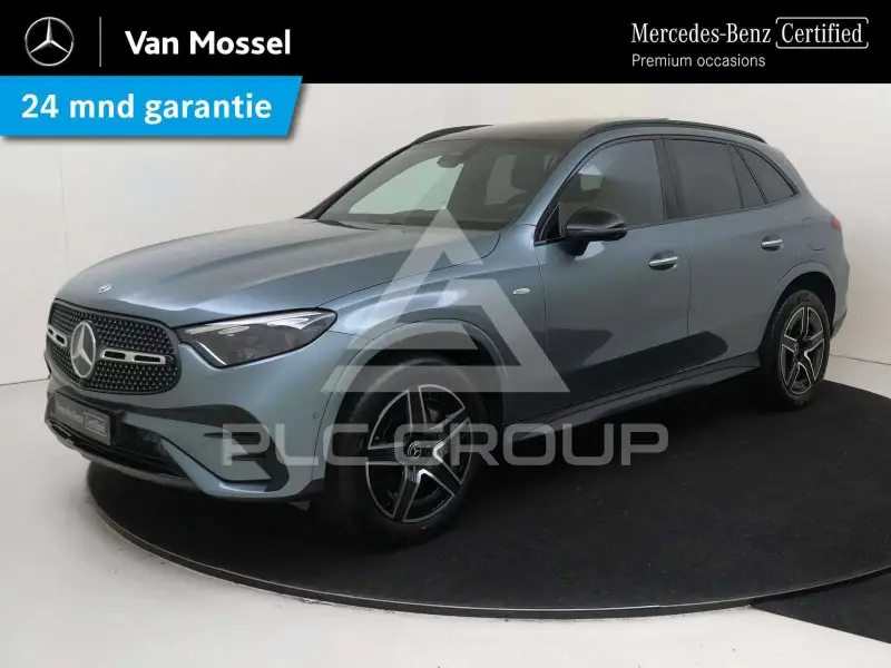 2025 Mercedes Benz GLC 300