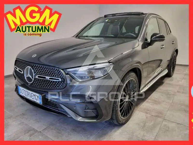 2025 Mercedes Benz GLC 300
