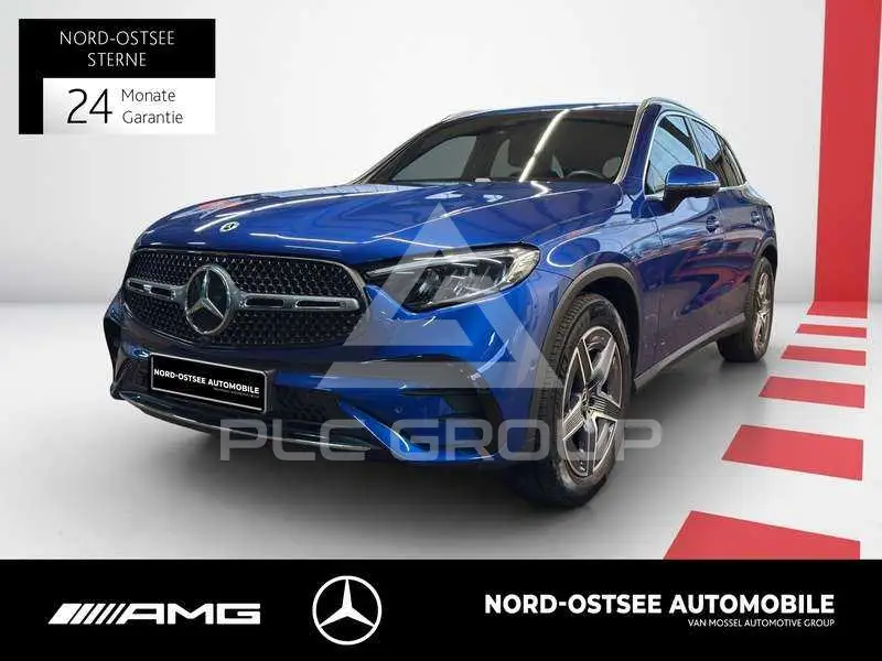 2025 Mercedes Benz GLC 300