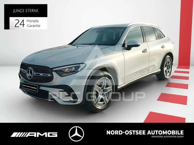 2025 Mercedes Benz GLC 300