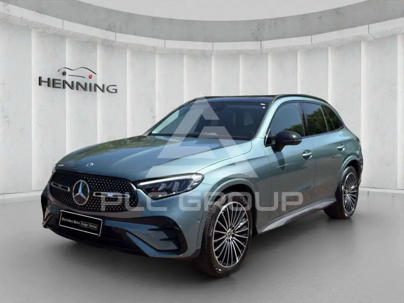 2025 Mercedes Benz GLC 300