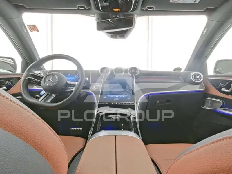 2025 Mercedes Benz GLC 300