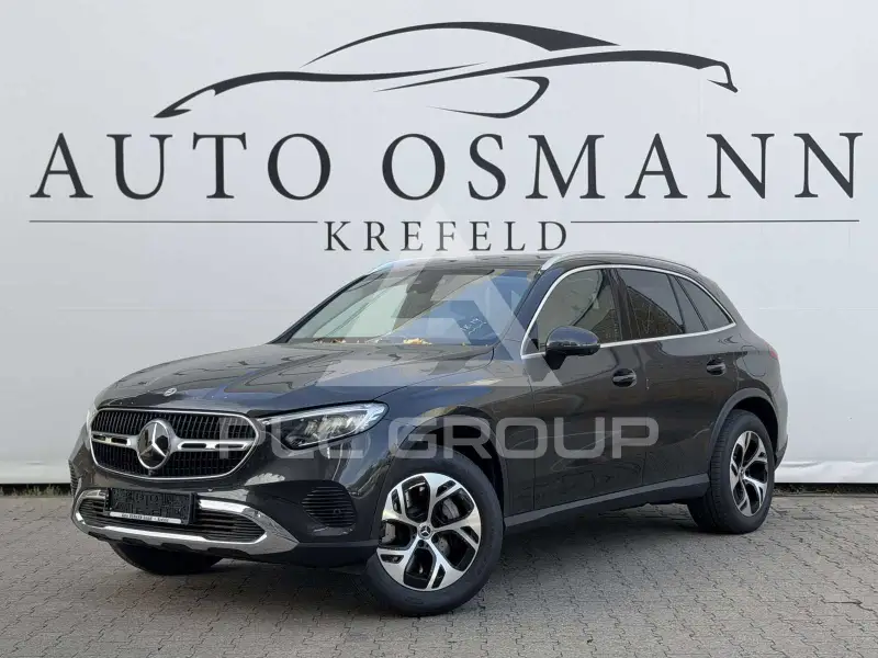 2025 Mercedes Benz GLC 300