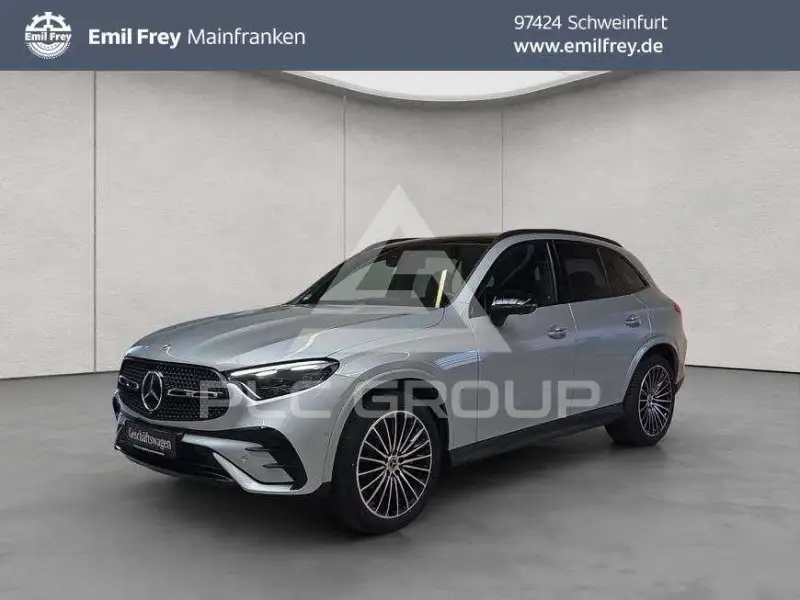 2025 Mercedes Benz GLC 300