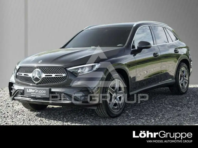 2025 Mercedes Benz GLC 300