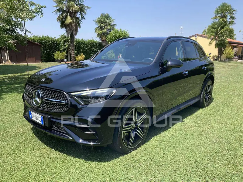 2025 Mercedes Benz GLC 300