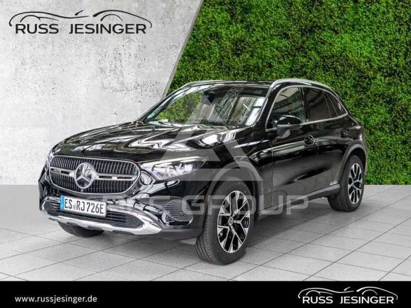 2025 Mercedes Benz GLC 300