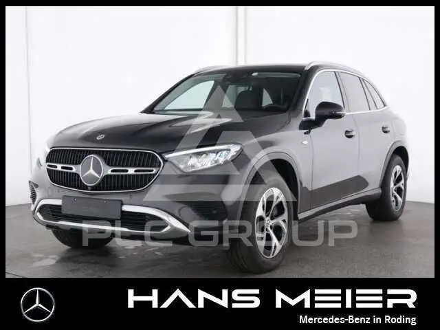 2025 Mercedes Benz GLC 300