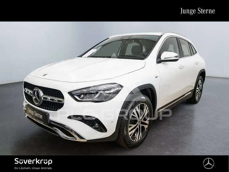 2025 Mercedes Benz GLA 250