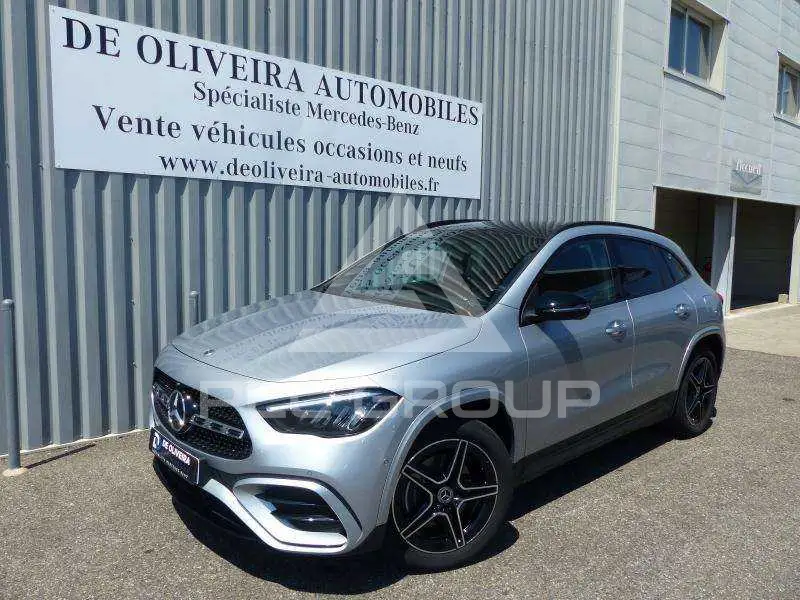2025 Mercedes Benz GLA 250