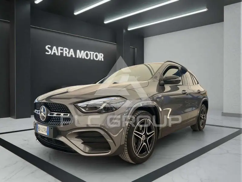 2025 Mercedes Benz GLA 250
