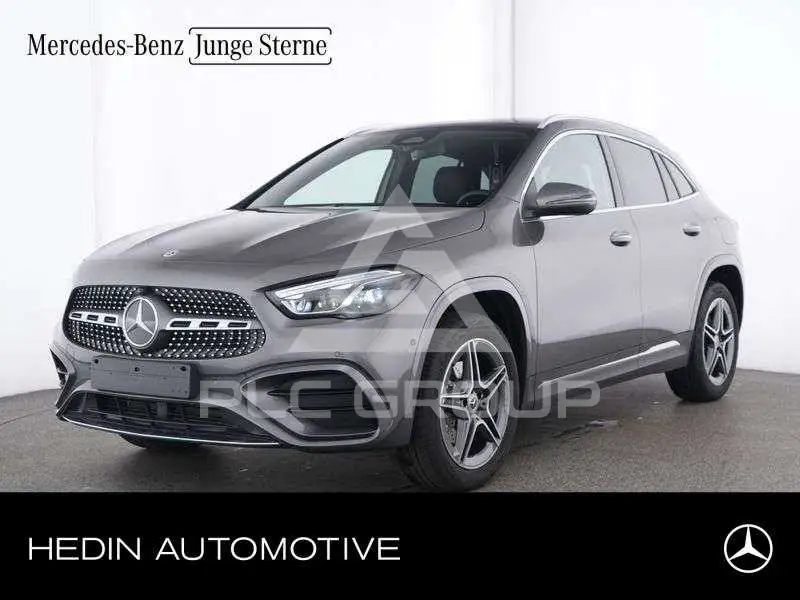 2025 Mercedes Benz GLA 250