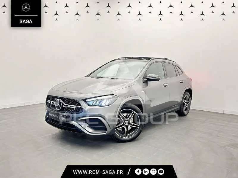 2025 Mercedes Benz GLA 250