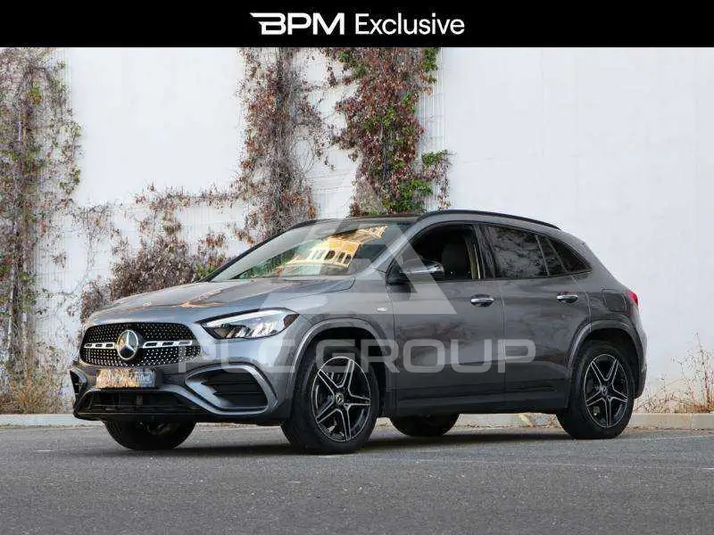 2025 Mercedes Benz GLA 250