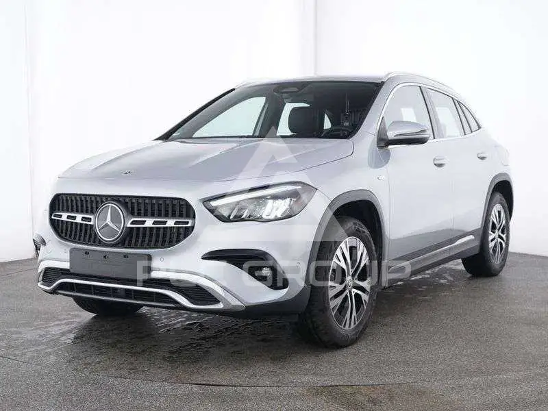 2025 Mercedes Benz GLA 250