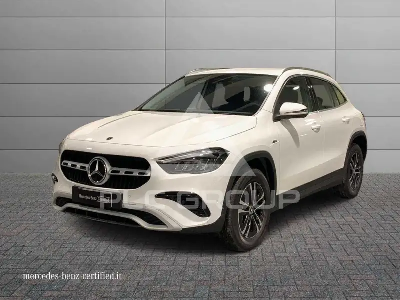 2025 Mercedes Benz GLA 250