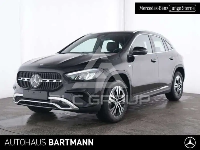 2025 Mercedes Benz GLA 250