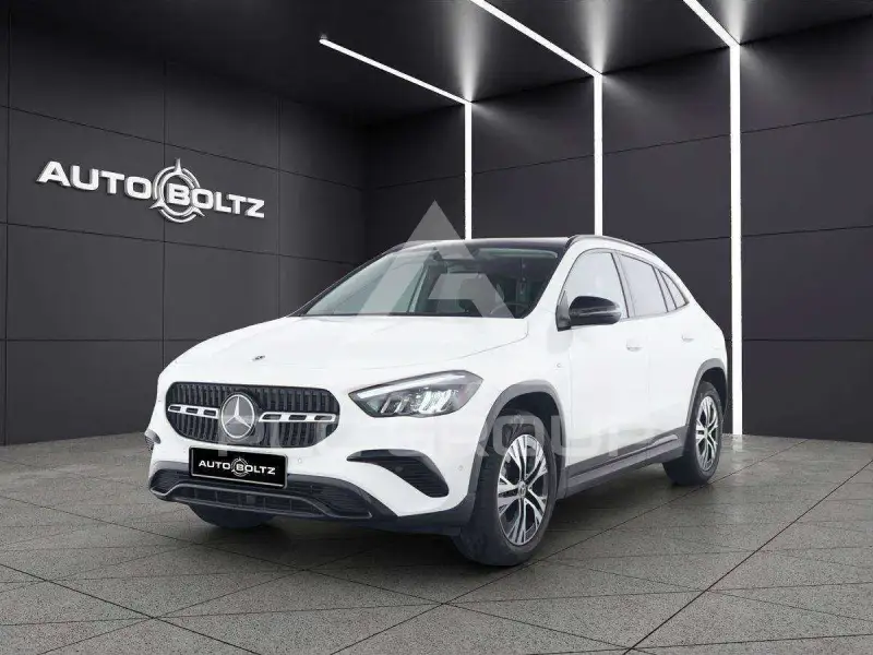 2025 Mercedes Benz GLA 250