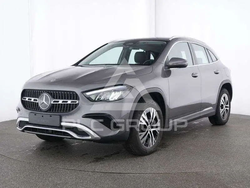 2025 Mercedes Benz GLA 250