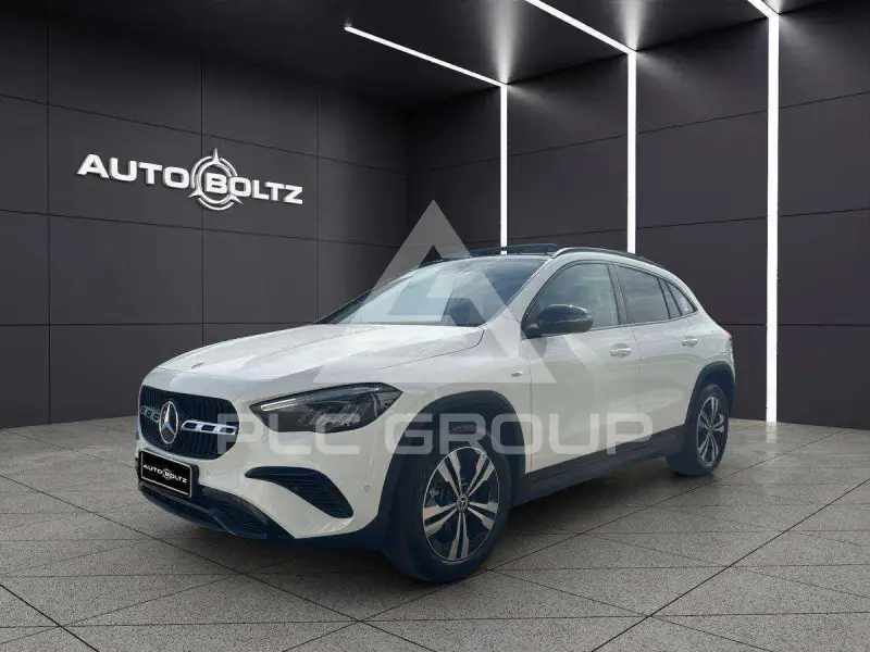 2025 Mercedes Benz GLA 250