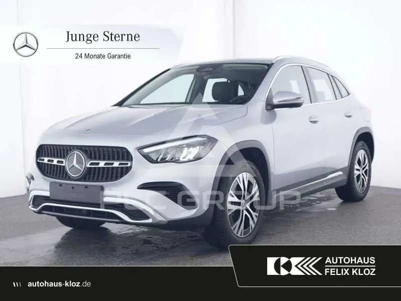 2025 Mercedes Benz GLA 250