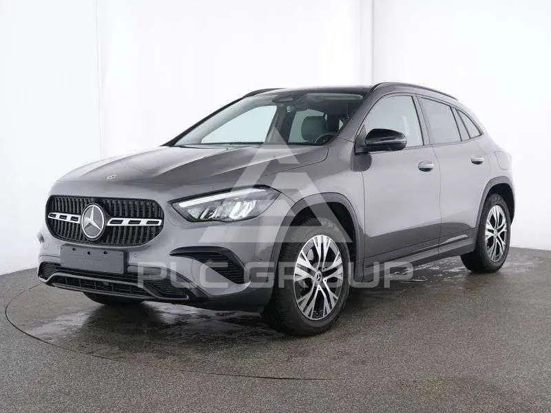 2025 Mercedes Benz GLA 250