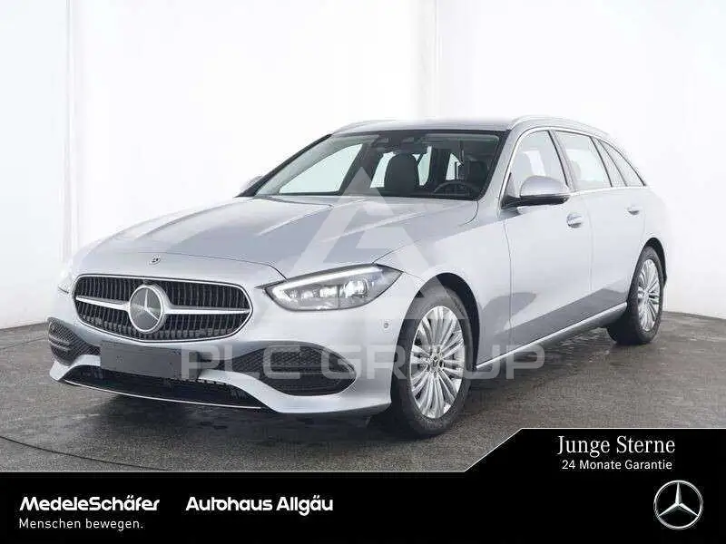 2025 Mercedes Benz C 220