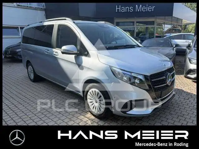 2025 Mercedes Benz V