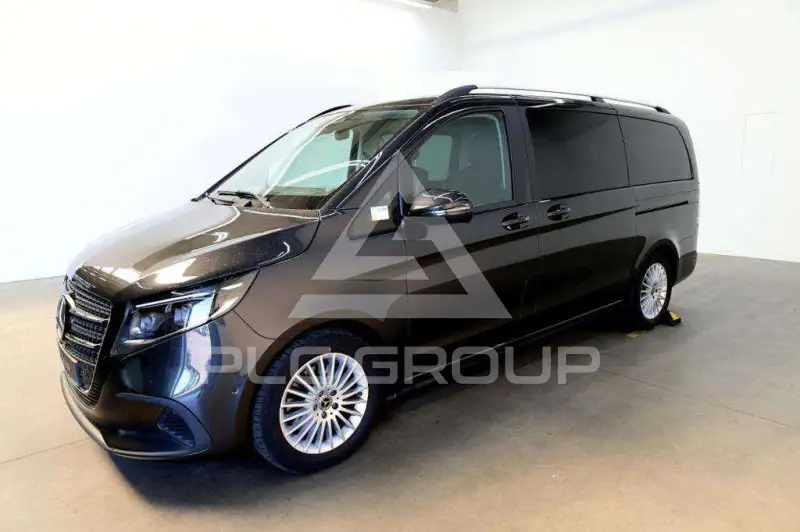 2025 Mercedes Benz V