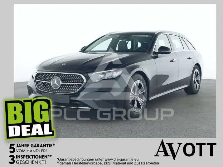 2025 Mercedes Benz E 200