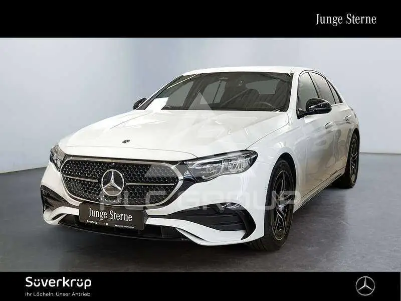 2025 Mercedes Benz E 200