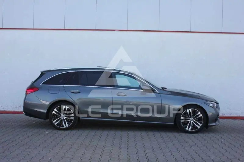 2025 Mercedes Benz C 200