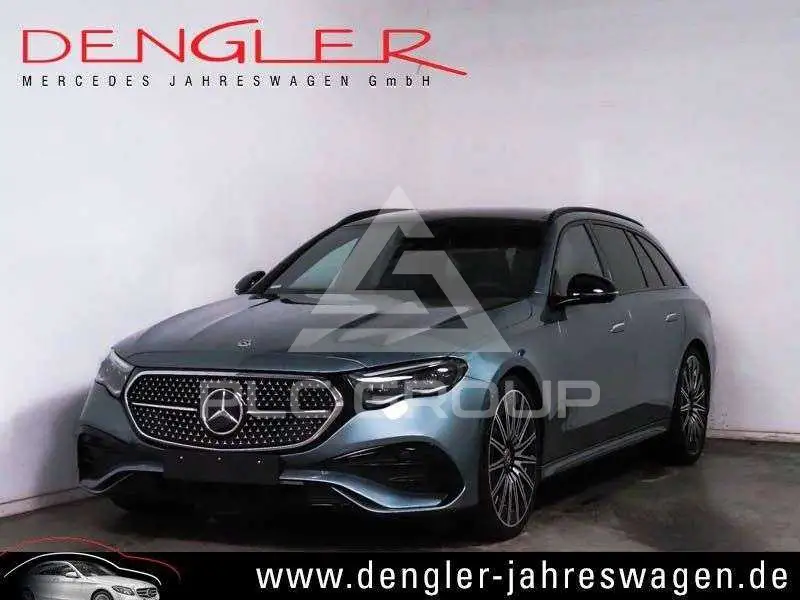 2025 Mercedes Benz E 220