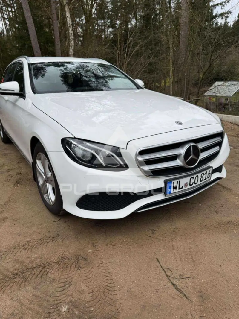 2025 Mercedes Benz E 220