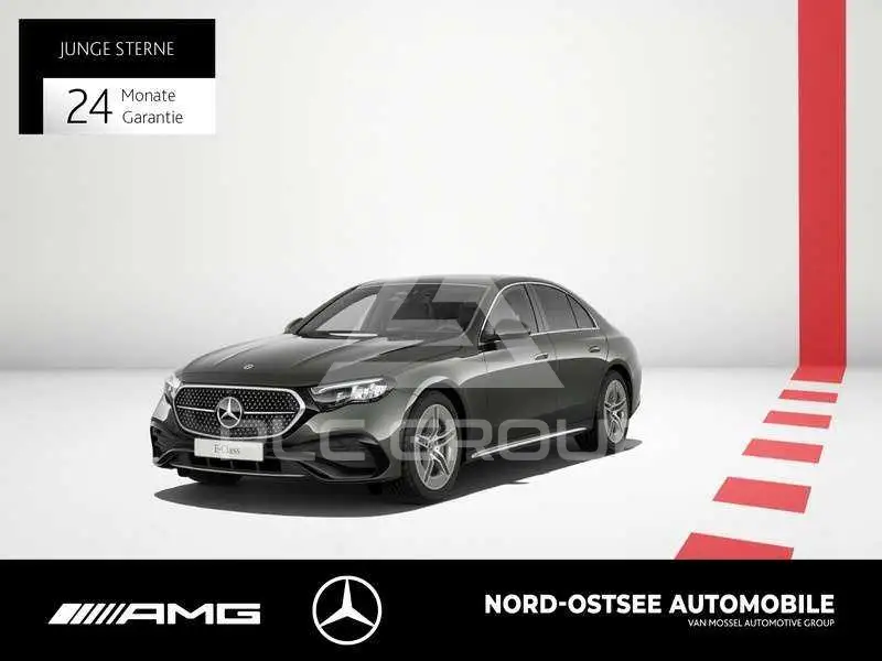 2025 Mercedes Benz E 220