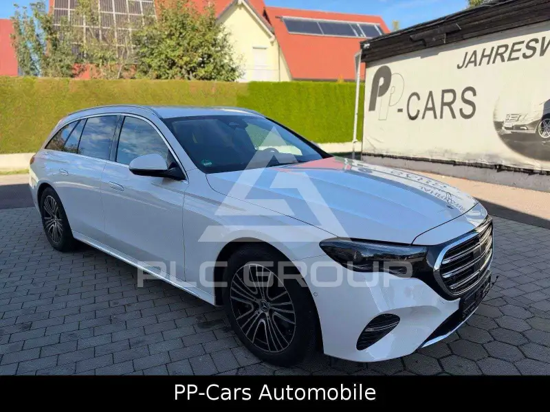 2025 Mercedes Benz E 220