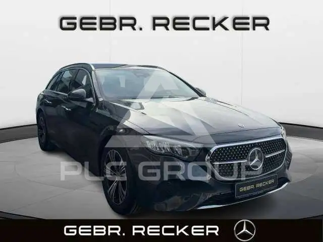 2025 Mercedes Benz E 220