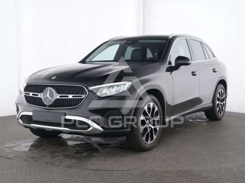2025 Mercedes Benz GLC 200