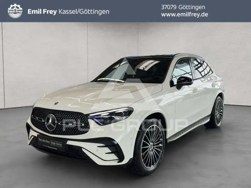 2025 Mercedes Benz GLC 200