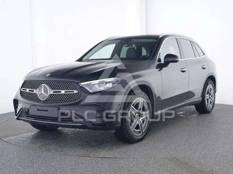 2025 Mercedes Benz GLC 200