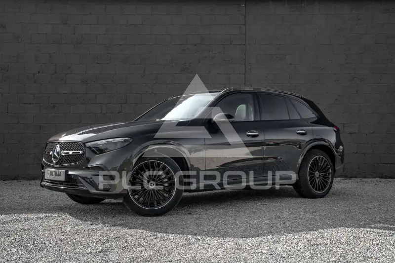 2025 Mercedes Benz GLC 200