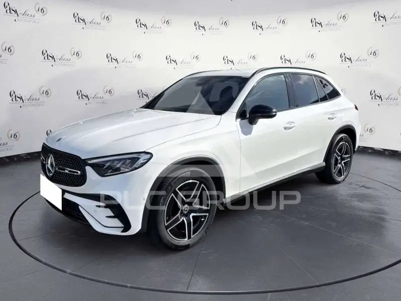 2025 Mercedes Benz GLC 200