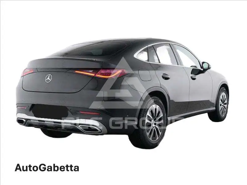2025 Mercedes Benz GLC 200