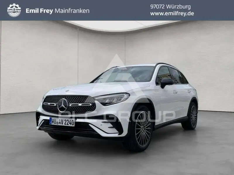2025 Mercedes Benz GLC 200
