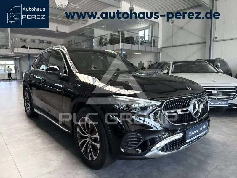 2025 Mercedes Benz GLC 200