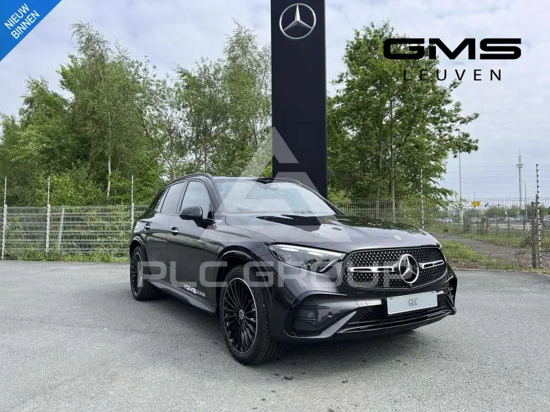 2025 Mercedes Benz GLC 200